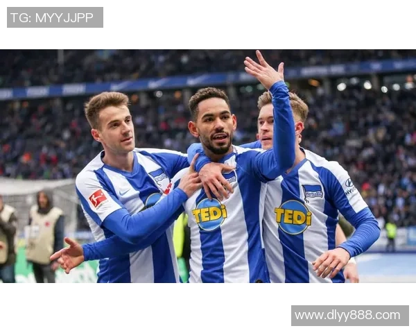 欧联杯激战莱比锡与波尔图互交白卷补时进球引发全场狂欢与转会传闻